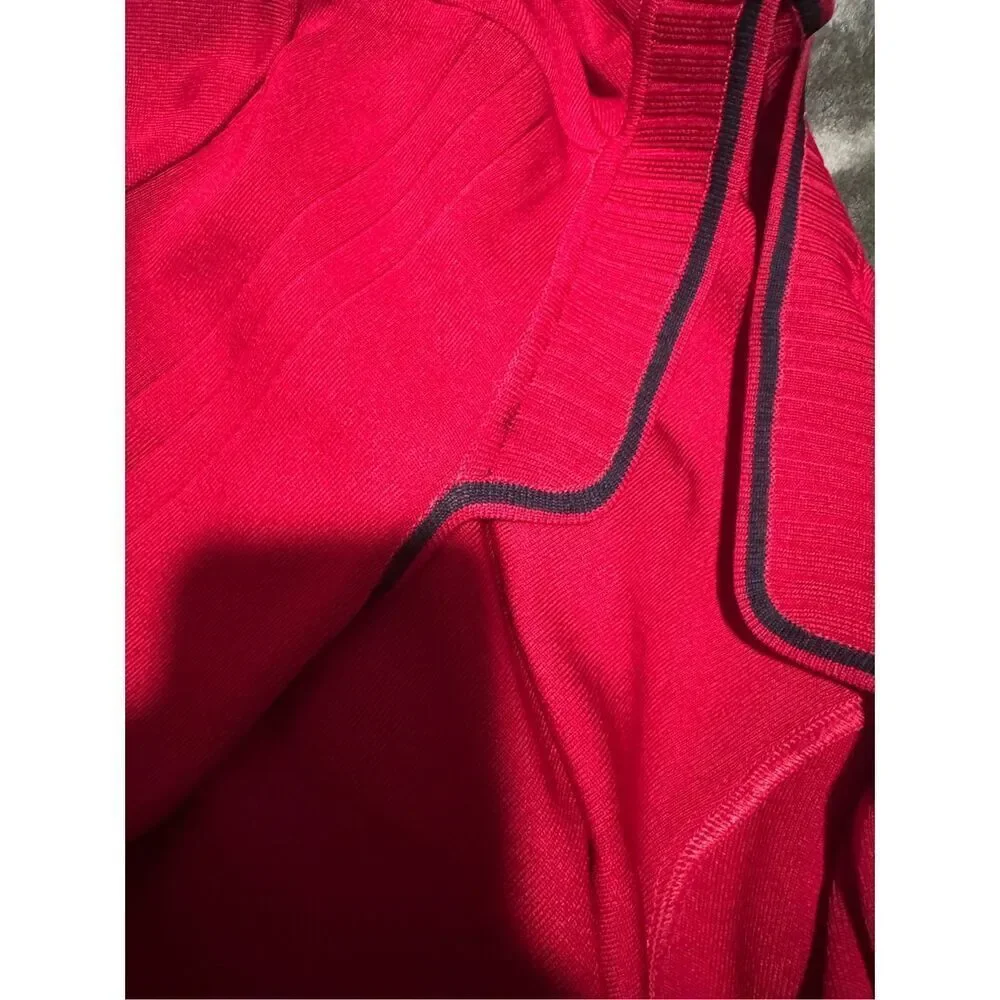 Ming Wang red open front black trim sweater clasp closure M
